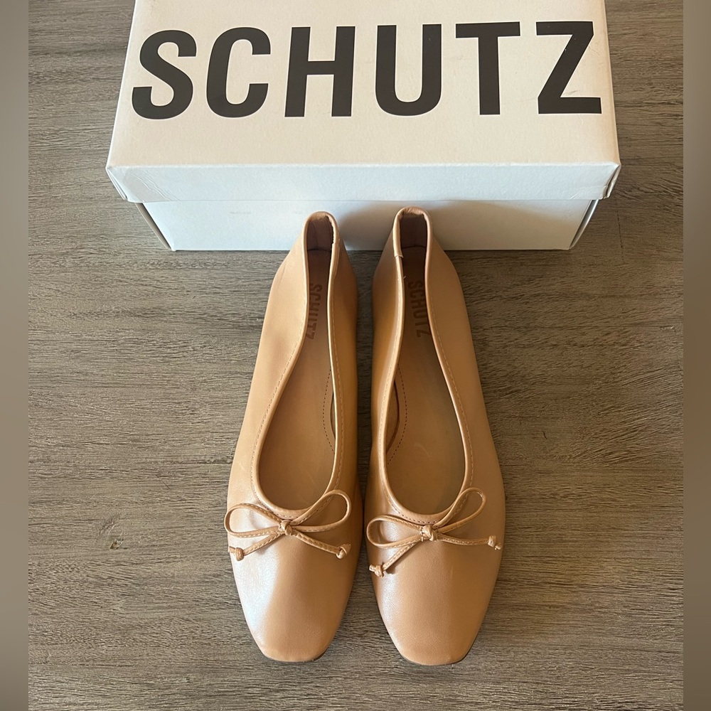 SCHUTZ Tan Leather Flats